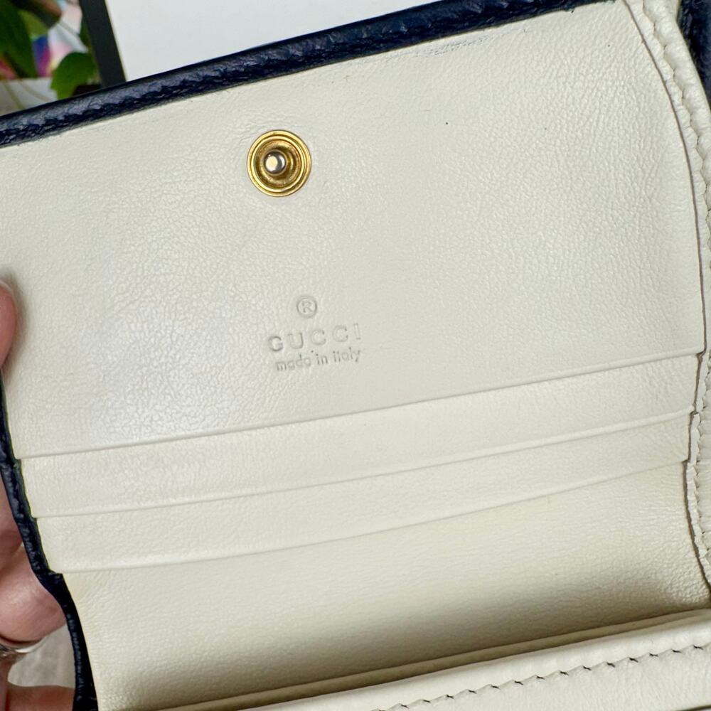 Gucci Marmont cream and blue Leather Compact Wallet RARE! - Picture 8 of 16